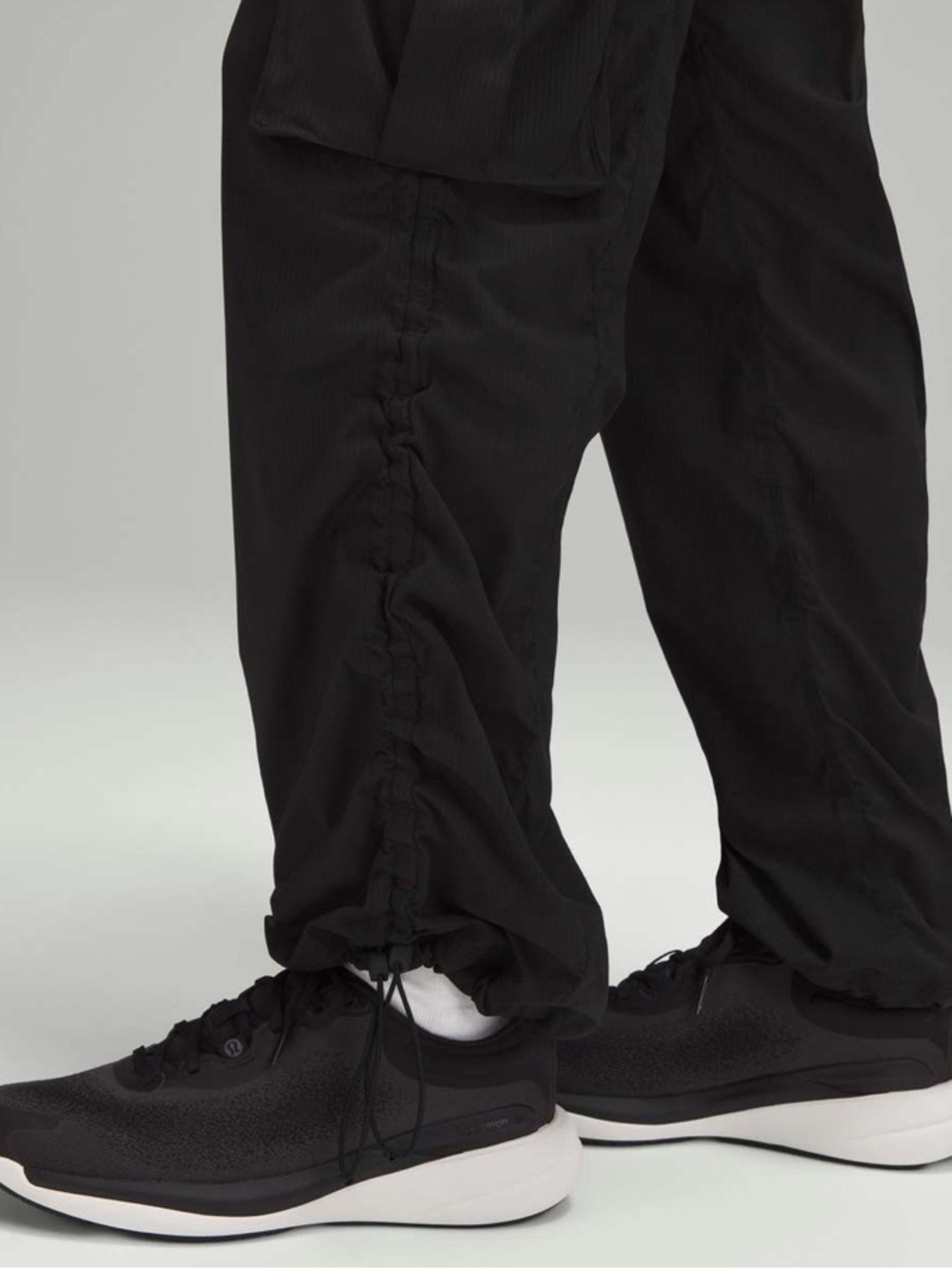 NWT Lululemon Dance Studio Relaxed-Fit Mid-Rise Cargo Pant Black - Picture 4 of 9